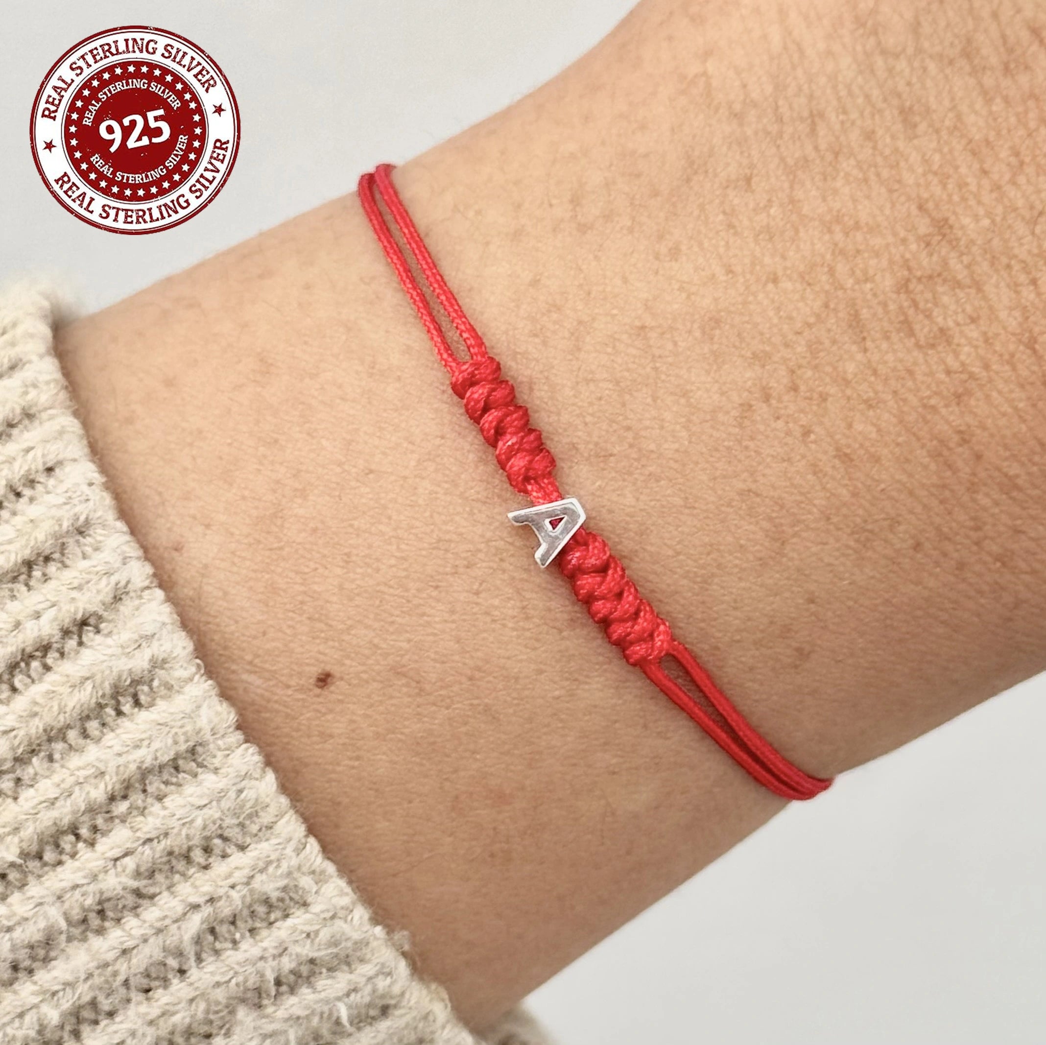 Pulsera Hilo Rojo Letra